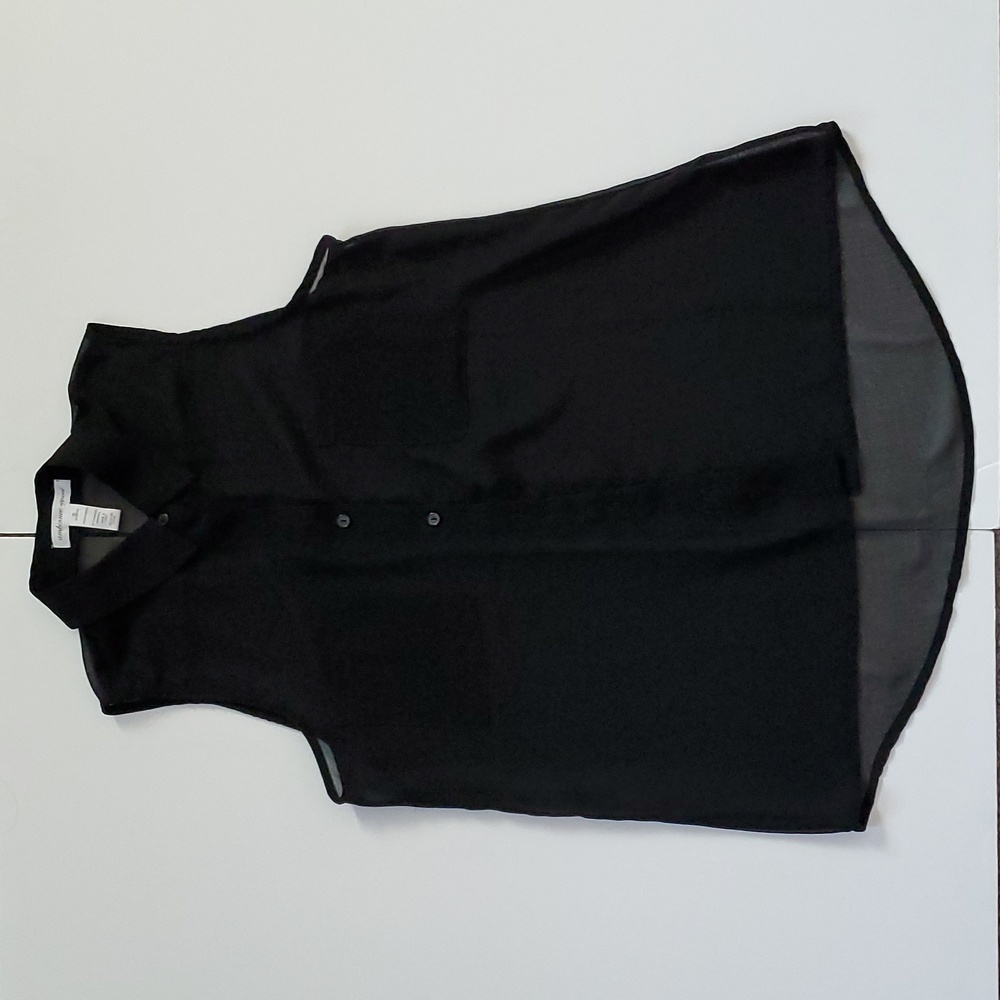 Black Sleeveless Top